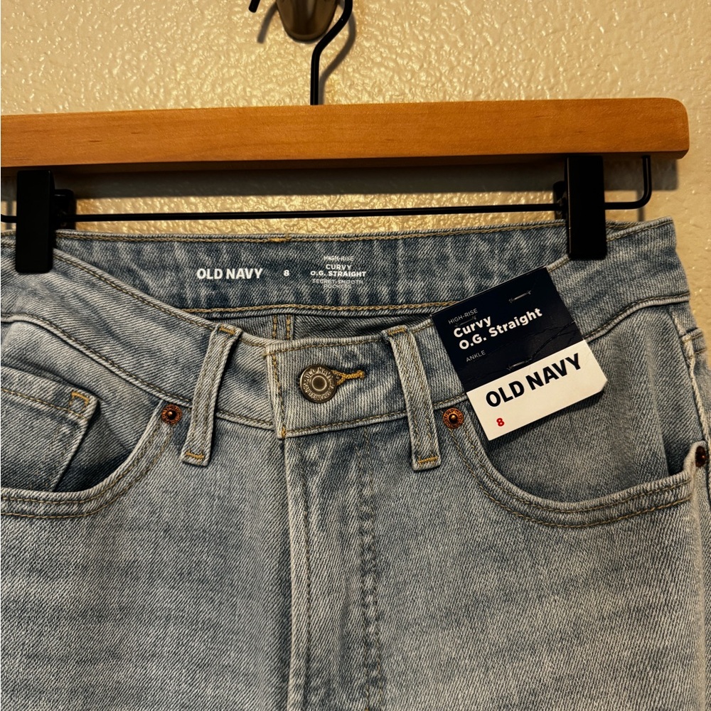 Old Navy High-waisted OG Straight Ankle Jeans Size 8 light wash